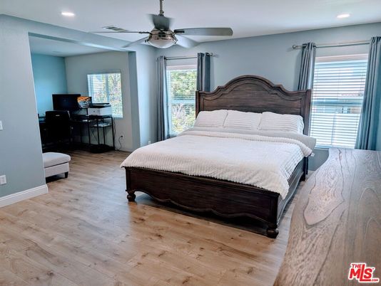 Bedroom, Interior, Recessed Lighting, Wood Texture Flooring