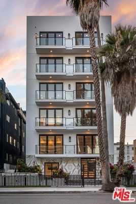 Exterior, Facade, Condo Building