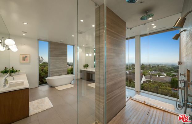 Bathroom, Free Standing Baths, Glass Shower, Interior, Pendant Lights, Recessed Lighting
