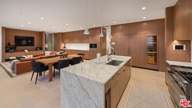 Dining room, Interior, Kitchen, Pendant Lights, Recessed Lighting, Stainless Steel Appliances, Wood Texture Flooring