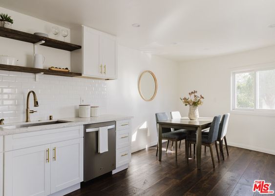 Dining room, Interior, Kitchen, Recessed Lighting, Wood Texture Flooring