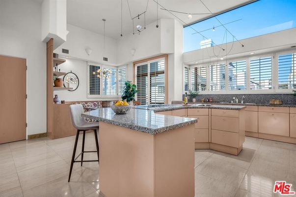 Dining room, Interior, Kitchen, Pendant Lights