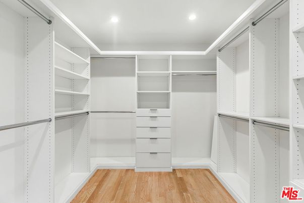 Interior, Recessed Lighting, Walk-in Closets, Wood Texture Flooring