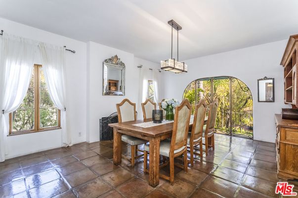 Dining room, Interior, Pendant Lights