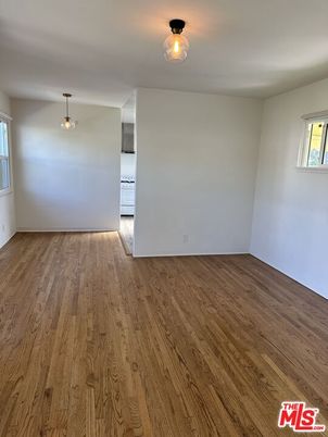 Empty room, Interior, Pendant Lights, Wood Texture Flooring