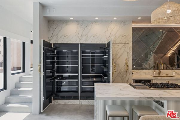 Interior, Kitchen, Marble Walls, Recessed Lighting
