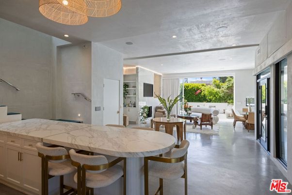 Dining room, Interior, Living room, Recessed Lighting
