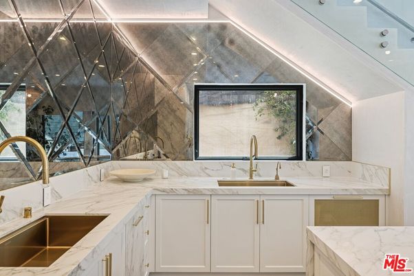 Bathroom, Interior, Marble Walls