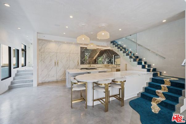 Interior, Marble Walls, Pendant Lights, Recessed Lighting