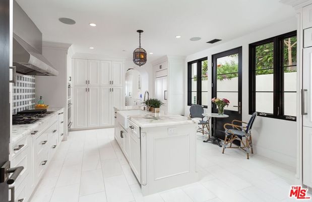 Interior, Kitchen, Pendant Lights, Recessed Lighting