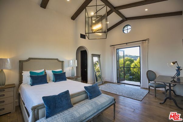 Bedroom, Interior, Pendant Lights, Recessed Lighting, Wooden Beams, Wood Texture Flooring