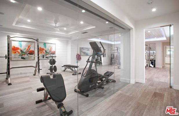 Fitness Equipment, Interior, Recessed Lighting, Wood Texture Flooring