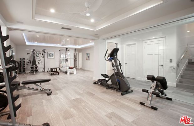Fitness Equipment, Interior, Recessed Lighting, Wood Texture Flooring