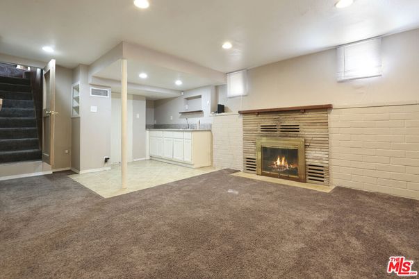 Empty room, Fireplace, Interior, Recessed Lighting
