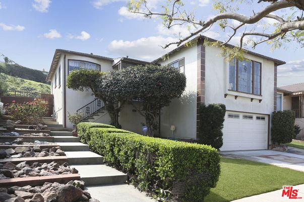Attached, Exterior, Facade, Spanish Mediterranean