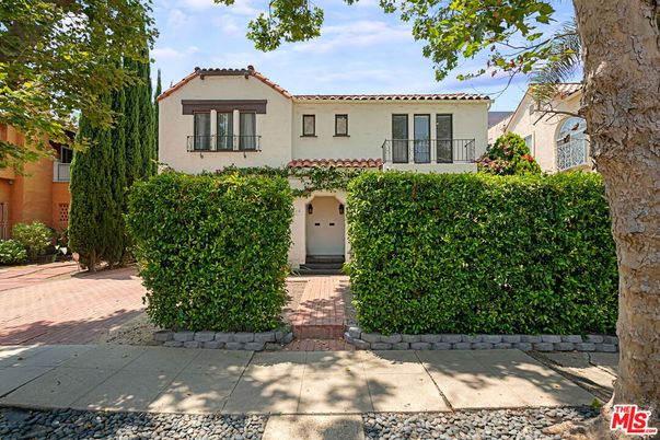 Exterior, Facade, Spanish Mediterranean