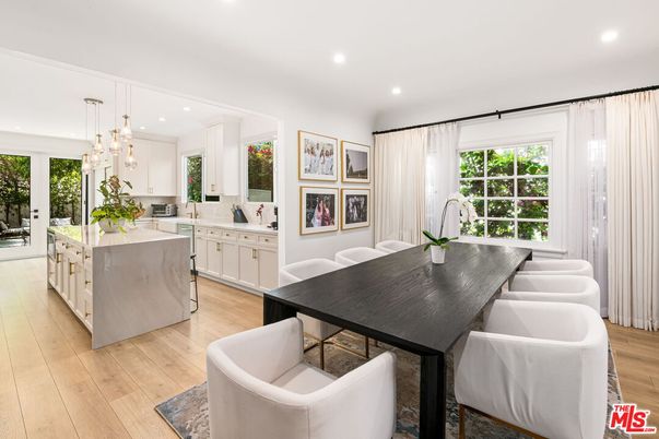Dining room, Interior, Kitchen, Pendant Lights, Recessed Lighting, Wood Texture Flooring