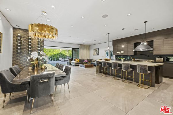 Chandelier, Dining room, Interior, Kitchen, Living room, Pendant Lights, Recessed Lighting