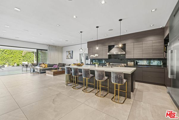 Interior, Kitchen, Living room, Pendant Lights, Recessed Lighting, Stainless Steel Appliances