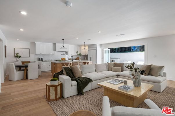 Dining room, Interior, Kitchen, Living room, Pendant Lights, Recessed Lighting, Wood Texture Flooring