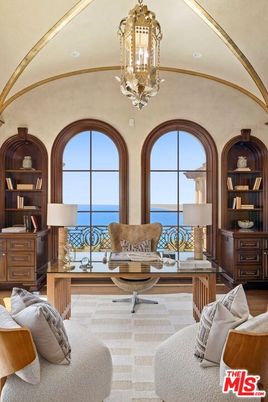 Chandelier, Interior, Living room, Recessed Lighting, Water