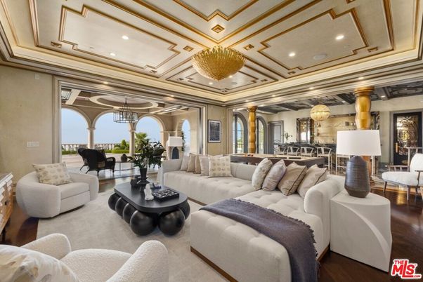Chandelier, Interior, Living room, Recessed Lighting, Wood Texture Flooring