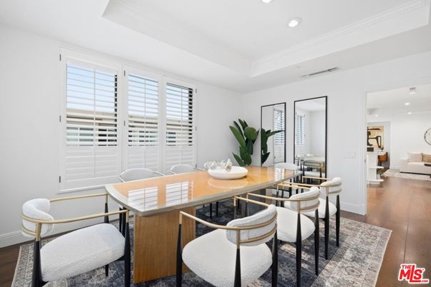 Dining room, Interior, Living room, Recessed Lighting, Wood Texture Flooring