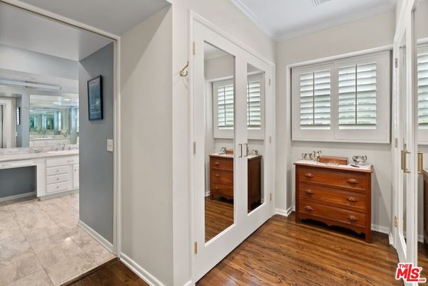 Bathroom, Dual Sink Vanities, Interior, Recessed Lighting, Wood Texture Flooring