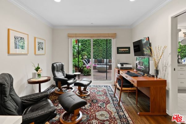Home Office, Interior, Living room, Recessed Lighting, Wood Texture Flooring