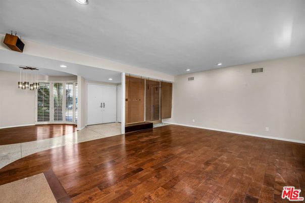 Empty room, Interior, Pendant Lights, Recessed Lighting, Wood Texture Flooring
