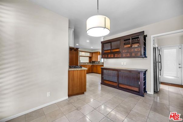Interior, Kitchen, Pendant Lights, Recessed Lighting