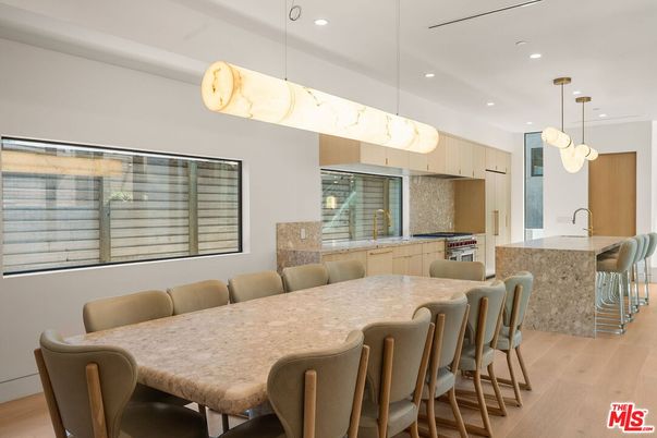 Dining room, Interior, Kitchen, Pendant Lights, Recessed Lighting, Wood Texture Flooring