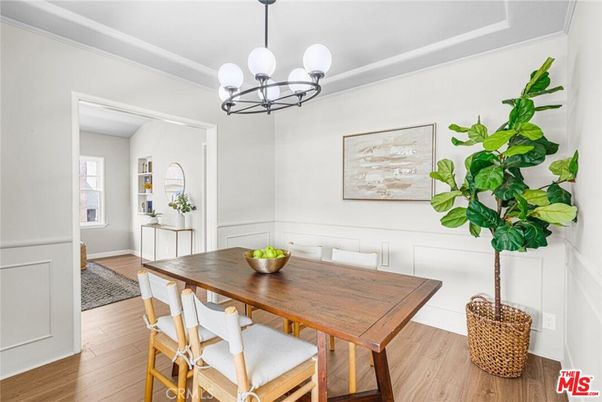 Chandelier, Dining room, Interior, Wood Texture Flooring