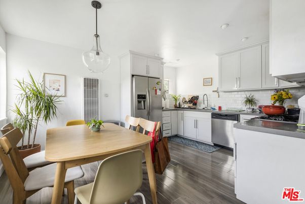 Dining room, Interior, Kitchen, Pendant Lights, Stainless Steel Appliances, Wood Texture Flooring