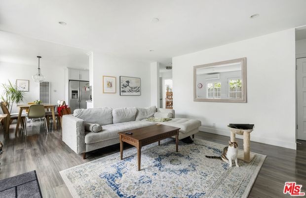 Dining room, Interior, Living room, Pendant Lights, Recessed Lighting, Wood Texture Flooring