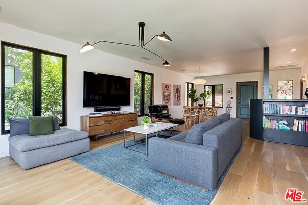 Dining room, Interior, Living room, Pendant Lights, Recessed Lighting, Wood Texture Flooring