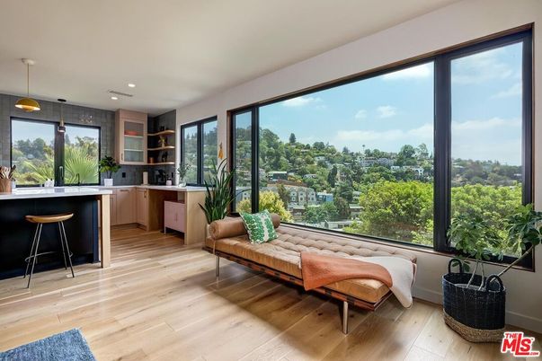 Interior, Pendant Lights, Recessed Lighting, Wood Texture Flooring