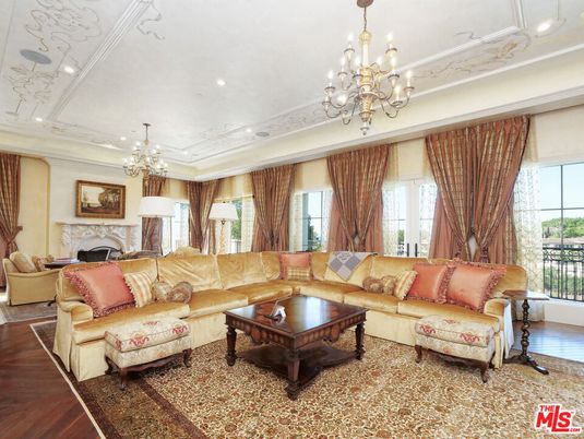 Chandelier, Fireplace, Interior, Living room, Recessed Lighting, Wood Texture Flooring