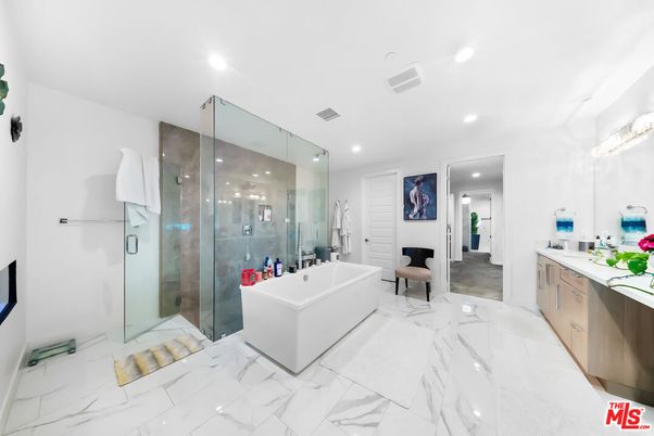 Bathroom, Free Standing Baths, Glass Shower, Interior, Marble, Recessed Lighting