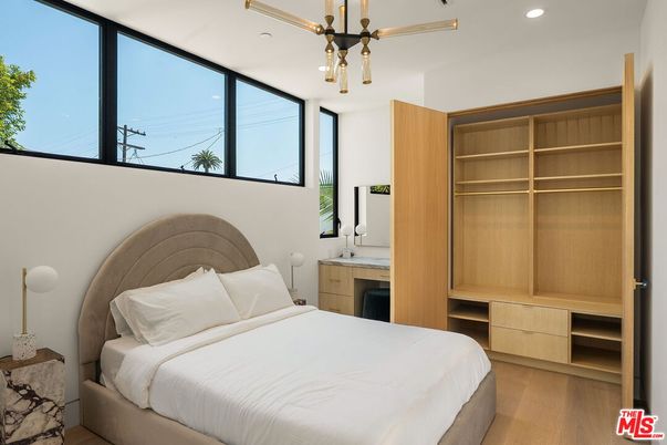 Bedroom, Interior, Pendant Lights, Recessed Lighting, Wood Texture Flooring