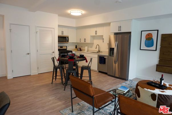 Dining room, Interior, Kitchen, Stainless Steel Appliances, Wood Texture Flooring