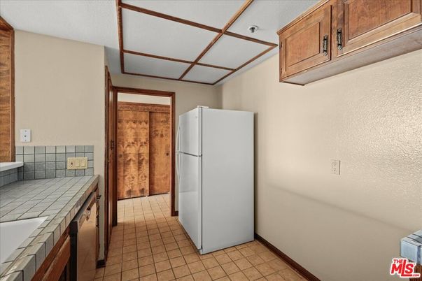 Interior, Kitchen, Tile Countertops