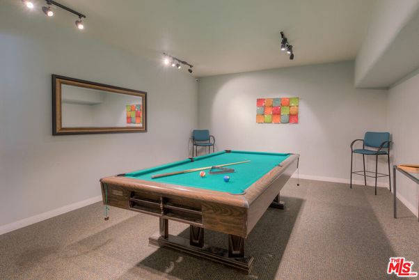 Billiard Table, Game Room, Interior