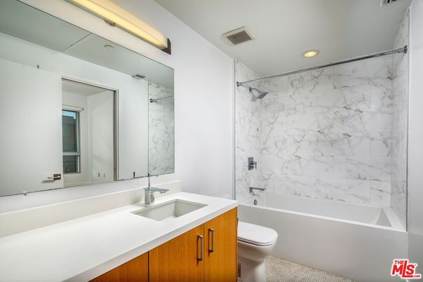 Bathroom, Interior, Marble Walls, Recessed Lighting