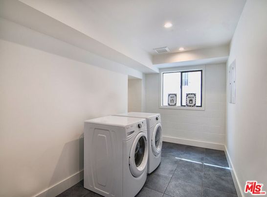 Interior, Recessed Lighting, Washer