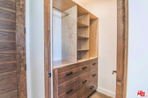 Interior, Walk-in Closets