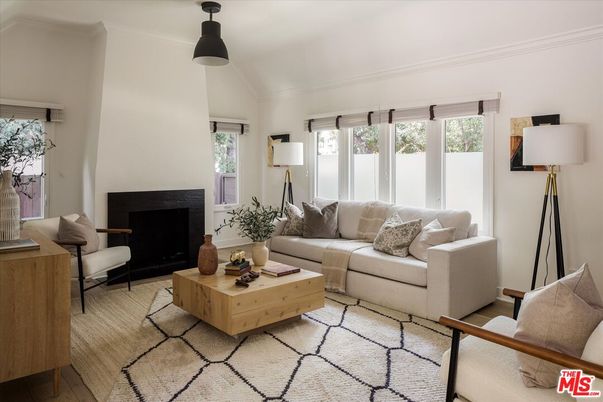 Fireplace, Interior, Living room