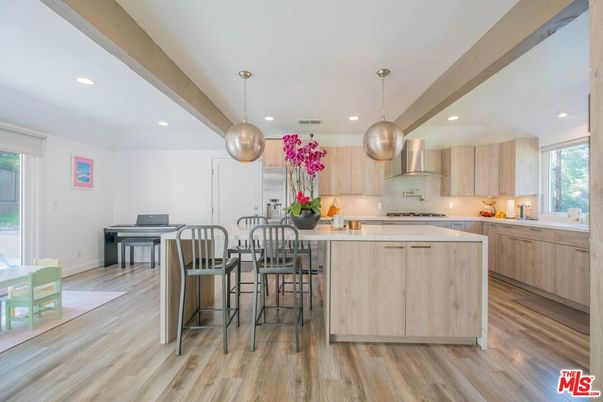Interior, Kitchen, Pendant Lights, Recessed Lighting, Wooden Beams, Wood Texture Flooring
