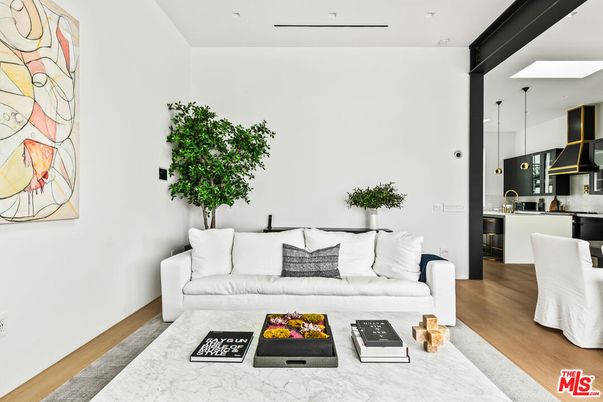 Interior, Kitchen, Living room, Pendant Lights, Recessed Lighting, Wood Texture Flooring