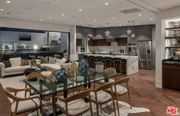 Dining room, Interior, Kitchen, Living room, Pendant Lights, Recessed Lighting, Stainless Steel Appliances, Wood Texture Flooring